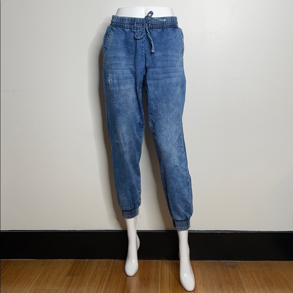 Mossimo soft denim joggers. Size M